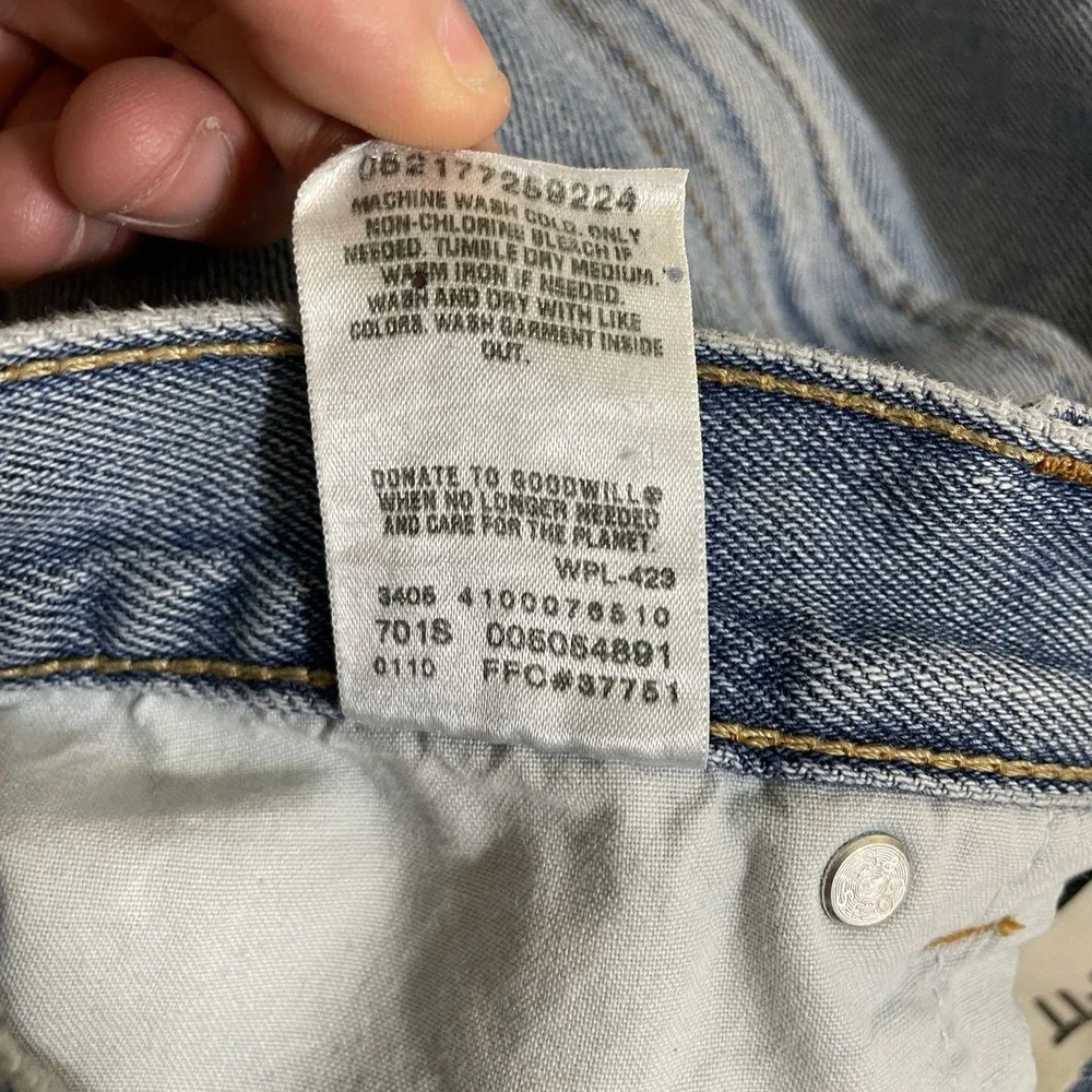 Y2K Levis 505 Jeans Mens 38x34 (fit 38x32) Distressed Light Wash Grunge Vtg 2005